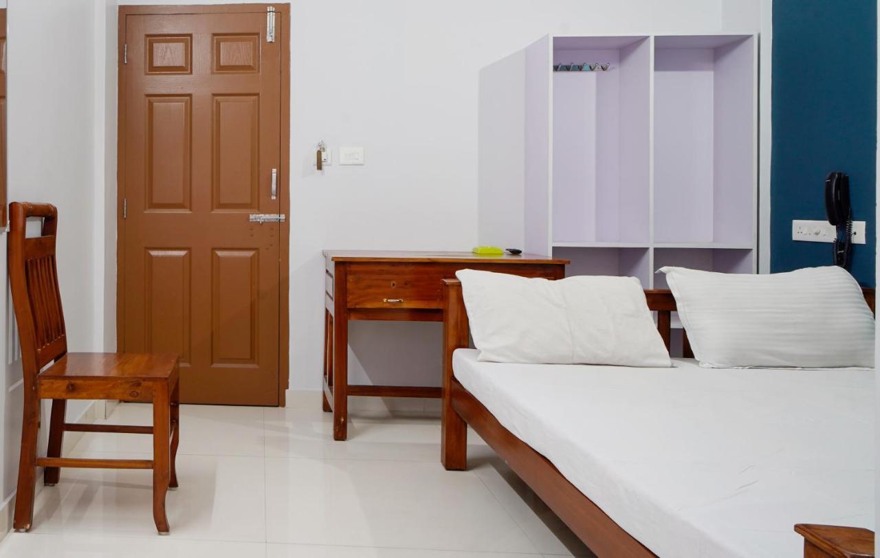 Reach Residency Otel Kochi Dış mekan fotoğraf