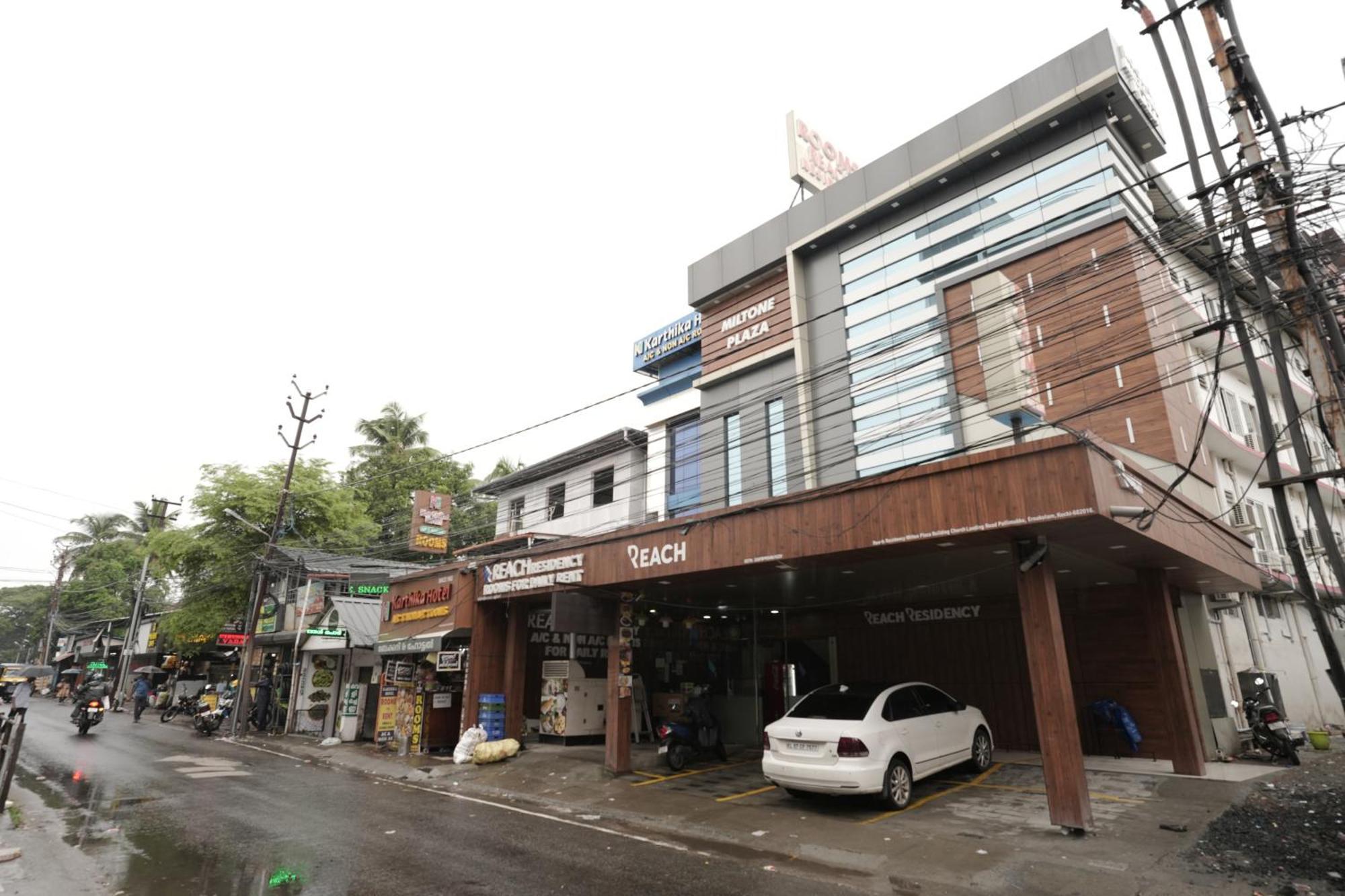 Reach Residency Otel Kochi Dış mekan fotoğraf