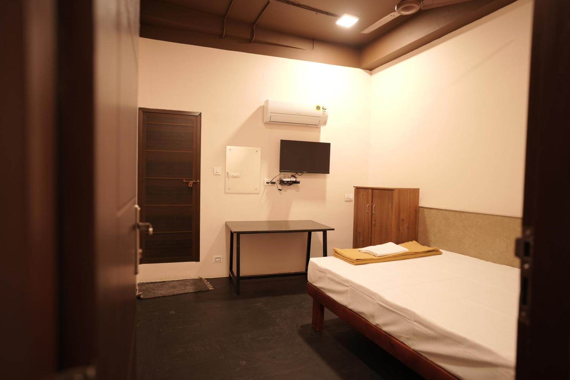 Reach Residency Otel Kochi Dış mekan fotoğraf