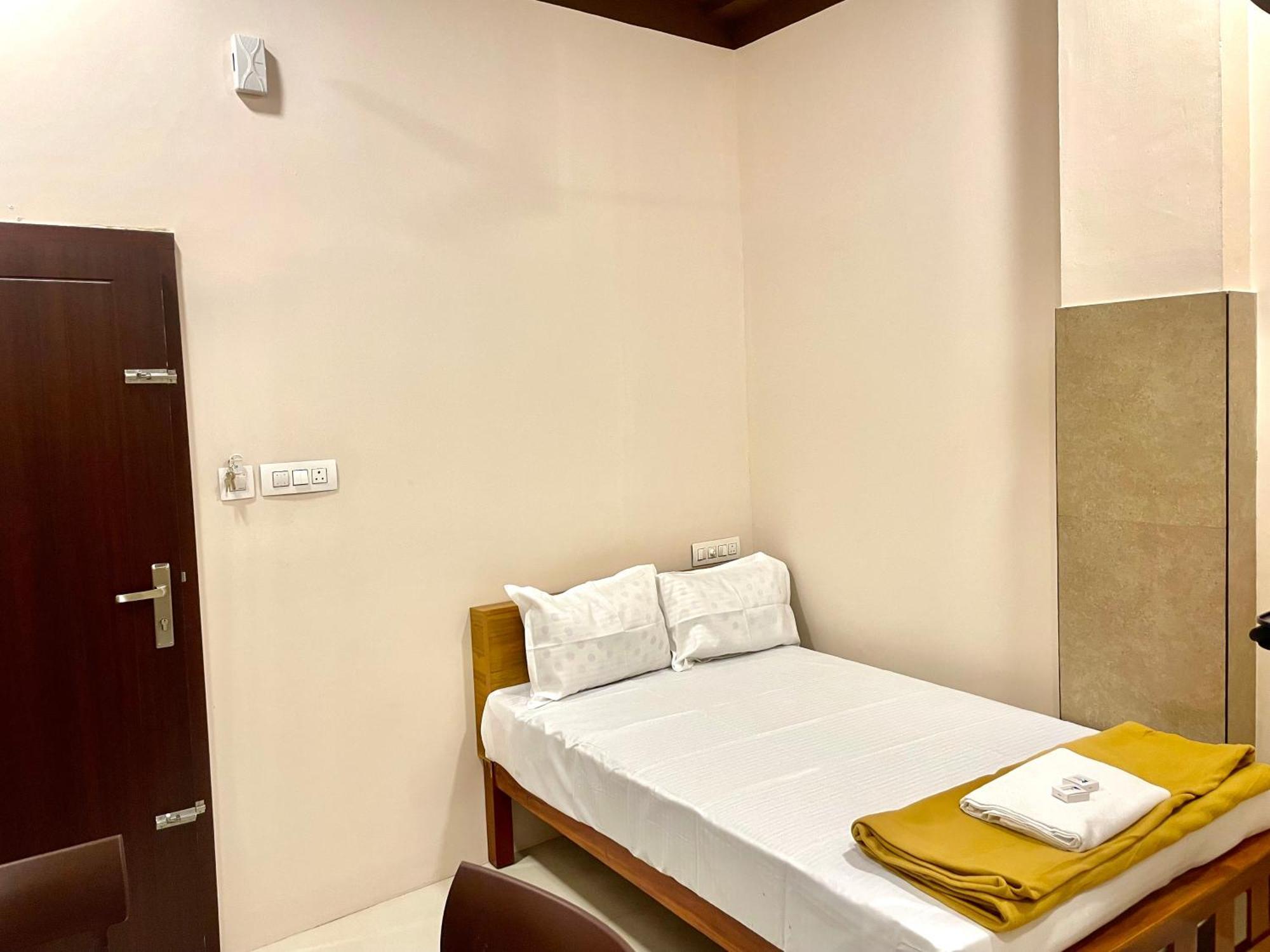 Reach Residency Otel Kochi Dış mekan fotoğraf
